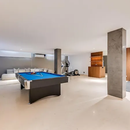 Vacation I Jomo, New Built Villa, Rooftop Jacuzzi, Heated Pool Marbella