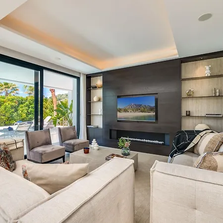 Vacation I Jomo, New Built Villa, Rooftop Jacuzzi, Heated Pool * Marbella